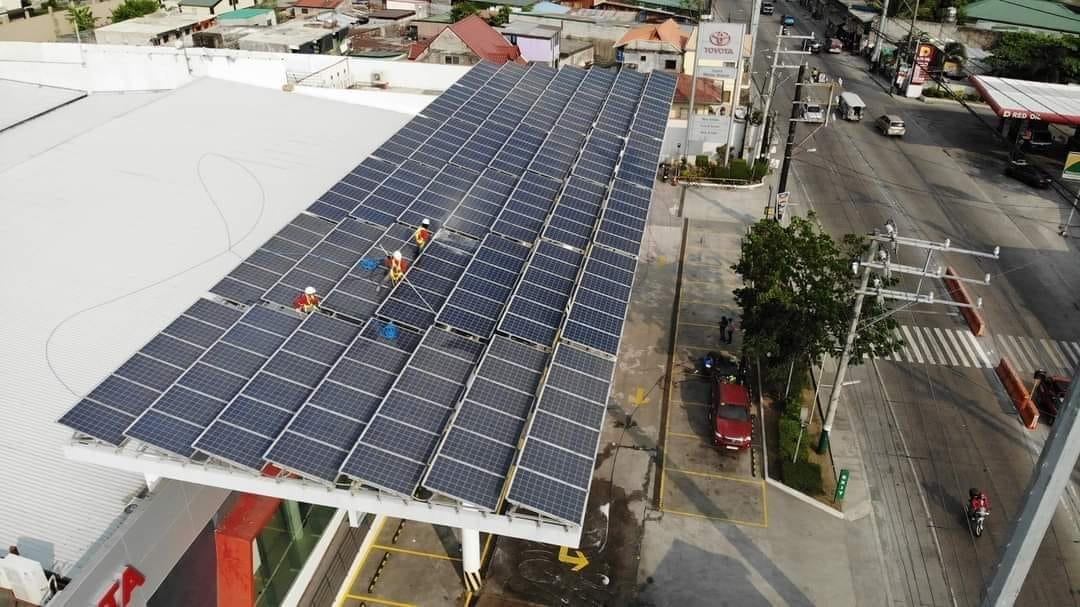 Commercial solar installation